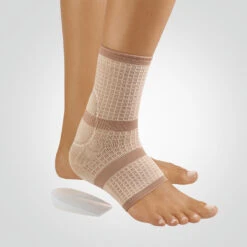 Bort AchilloStabil Eco Fussgelenk-Bandage 8 Bort AchilloStabil Eco Fussgelenk-Bandage -Coloplast Verkaufsgeschäft 054900 haut 1