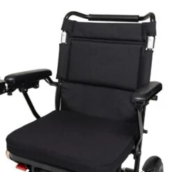 Erivo Pro R11 Leichter Und Faltbarer Elektrorollstuhl, HMV, Mit 35 Km Reichweite Und Lichtanlage Nach STVGO, Der Neue Alber Travel Elektrorollstuhl -Coloplast Verkaufsgeschäft 3 2