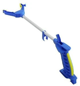 2 X Falke Greifzange, Blau, Die Leichte Greifhilfe Mit Softgriff, Inkl. Magnet Und Clip, Doppelpack (1 X Kurz 60cm + 1x Lang 78cm) 4 2 X Falke Greifzange, Blau, Die Leichte Greifhilfe Mit Softgriff, Inkl. Magnet Und Clip, Doppelpack (1 X Kurz 60cm + 1x Lang 78cm) – Bild 3