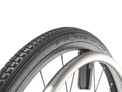 Bereifung Pannensicher Mit PU-Einlage Und Reifendecke, Größe 1 3/8", Schwarz, Für Alber E-motion M25 (nur Bestellung Als Aufpreis Zusammen Mit Neuem E-Motion Möglich)