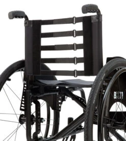 Bischoff & Bischoff BX 11 Adaptivrollstuhl, Faltbar, Anpassrücken, Wahlweise Beinstützen Fest/abschwenkbar, Bis 135 Kg 17 Bischoff & Bischoff BX 11 Adaptivrollstuhl, Faltbar, Anpassrücken, Wahlweise Beinstützen Fest/abschwenkbar, Bis 135 Kg -Coloplast Verkaufsgeschäft BX11 07 557x624 1