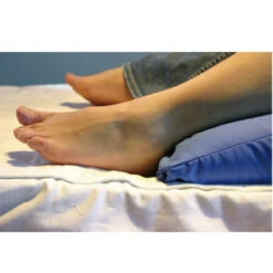 Softline CareWave(CAREPUR) Semi-Fowler Kissen XS, 50x35x13 Cm, Grün, Multifunktionales Lagerungskissen, Lagerungshilfe Als U-förmiges Kissen Mit Einem Erhöhten Mittelteil -Coloplast Verkaufsgeschäft Carewave SemiF 3 520 3