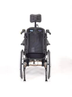 Invacare Rea Clematis PRO (neue Serie) Multifunktionsrollstuhl, Pflegerollstuhl Gepolstert, Bequem Und Leicht Fahrbar, Bis 135kg -Coloplast Verkaufsgeschäft Clemaits Pro 10