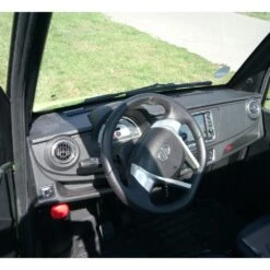 E-MICAN Leichtkraft-Elektrofahrzeug, 100% E-Auto, Als 45 Oder 80 Km/h Version, AGM Oder Lithium Akku, Auto An Jeder Normalen Steckdose Aufladbar -Coloplast Verkaufsgeschäft E MICAN Leichtkraft Elektrofahrzeug im Inneren