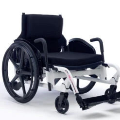 Invacare Action AMPLA XXL Rollstuhl Bis 300kg, Multifunktional, Für Damen Und Herren, Passierhilfe, Umsetzhilfe, Sitzkissen, Abklapprücken Mit Polster, (Sonderbau SB 50-75cm) Jetzt Anfragen 13 Invacare Action AMPLA XXL Rollstuhl Bis 300kg, Multifunktional, Für Damen Und Herren, Passierhilfe, Umsetzhilfe, Sitzkissen, Abklapprücken Mit Polster, (Sonderbau SB 50-75cm) Jetzt Anfragen -Coloplast Verkaufsgeschäft INV AMPLA Rollstuhl 02