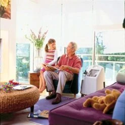 Invacare Platinum 9 Sauerstoff-Konzentrator Mit Hoher Flussrate Bis 9 L / Min., Inkl. O2-Starterkit (HIGH FLOW Anfeuchter/Brille) -Coloplast Verkaufsgeschäft INV Platinum 9 Anwendung