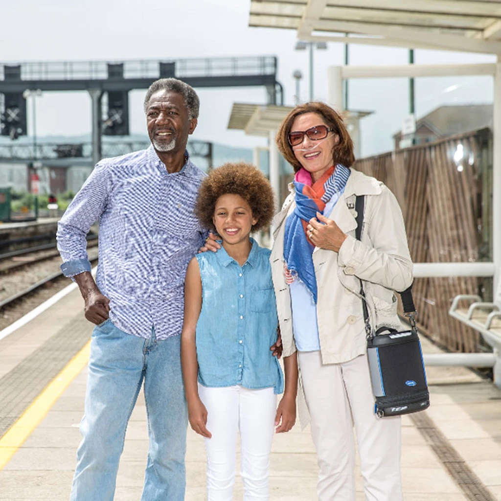 Invacare Platinum Mobile, O2 HMV, Der Mobile Sauerstoff-Konzentrator, O2-Sauerstoffgerät Tragbar, Mit 1 X Lithium-Ionen Akku 8 Invacare Platinum Mobile, O2 HMV, Der Mobile Sauerstoff-Konzentrator, O2-Sauerstoffgerät Tragbar, Mit 1 X Lithium-Ionen Akku – Bild 6