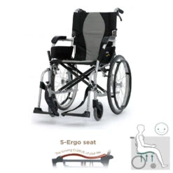 Karma Ergo Lite 2: Leichtgewichtrollstuhl Mit 20" Antriebsrädern, 8,7 Kg Leicht, Bis 100kg, Inkl. Begleiterbremse. Ultimative Mobilität Und Komfort 12 Karma Ergo Lite 2: Leichtgewichtrollstuhl Mit 20" Antriebsrädern, 8,7 Kg Leicht, Bis 100kg, Inkl. Begleiterbremse. Ultimative Mobilität Und Komfort -Coloplast Verkaufsgeschäft KAR Ergolite 2 01