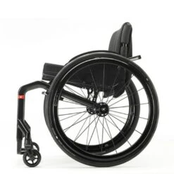 Küschall K Series Starrrahmen-Rollstuhl, Aktiv-Adaptiv, Neuer Vorderrahmen (Kantendesign), Ca. 5.3kg Transportgewicht, Ca. 7.9kg Eigengewicht -Coloplast Verkaufsgeschäft Kueschall K 03