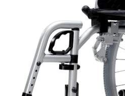 Bischoff & Bischoff Pyro Start Leichtgewichtsrollstuhl, Markenrollstuhl Mit Hohem Qualitätsstandard, Bis 125 Kg 11 Bischoff & Bischoff Pyro Start Leichtgewichtsrollstuhl, Markenrollstuhl Mit Hohem Qualitätsstandard, Bis 125 Kg -Coloplast Verkaufsgeschäft Pyro Start 02 1184x908 1024x785 1