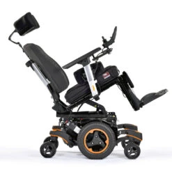 Q700-HD Elektrorollstuhl XXL, Bis 250kg, Mittelradantrieb M, Sitz SEDEO PRO, Sitzbreite 50-66cm, Tiefe 46-56cm -Coloplast Verkaufsgeschäft Q700 HD2 Kopie