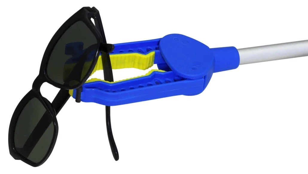 2 X Falke Greifzange, Blau, Die Leichte Greifhilfe Mit Softgriff, Inkl. Magnet Und Clip, Doppelpack (1 X Kurz 60cm + 1x Lang 78cm) 6 2 X Falke Greifzange, Blau, Die Leichte Greifhilfe Mit Softgriff, Inkl. Magnet Und Clip, Doppelpack (1 X Kurz 60cm + 1x Lang 78cm) – Bild 5