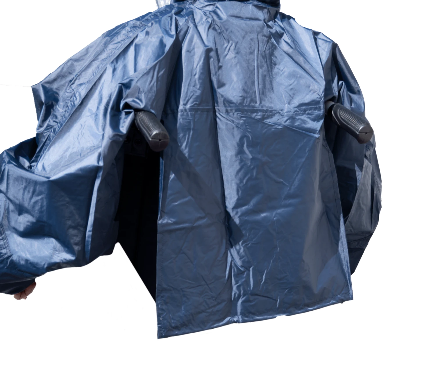 MPB Standard-Regencape Für Rollstuhlfahrer, Blau, Kapuze Mit Fenster 4 MPB Standard-Regencape Für Rollstuhlfahrer, Blau, Kapuze Mit Fenster – Bild 2