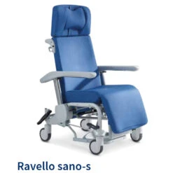 Ravello Sano-S Pflegestuhl Komfortset, 4 Lenkrollen, Fußstütze Komplett Einschiebbar, Kunstlederbezug, Ergo-Sitz, Kopfstütze, Armlehnen Verstellbar, Belastbar Bis 200kg (statisch), Bis 135 Kg (dynamisch)