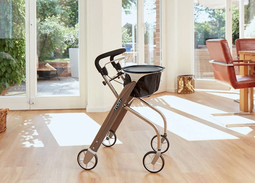 Rollator Let's Dream, Wohnraumgehwagen, Holzdekor, Nur 55 Cm Breit, Nur 6.5kg, Durchgängiger Hand- Und Bremsgriff, Tablett/Servierwagenfunktion 5 Rollator Let's Dream, Wohnraumgehwagen, Holzdekor, Nur 55 Cm Breit, Nur 6.5kg, Durchgängiger Hand- Und Bremsgriff, Tablett/Servierwagenfunktion – Bild 3