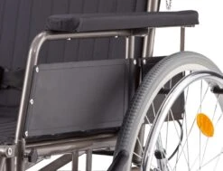 Bischoff & Bischoff S-VR Multifunktionsrollstuhl, Der Einfache & Faltbare Pflegerollstuhl, Bis 120kg 10 Bischoff & Bischoff S-VR Multifunktionsrollstuhl, Der Einfache & Faltbare Pflegerollstuhl, Bis 120kg -Coloplast Verkaufsgeschäft S VR 02 1184x908 1024x785 1