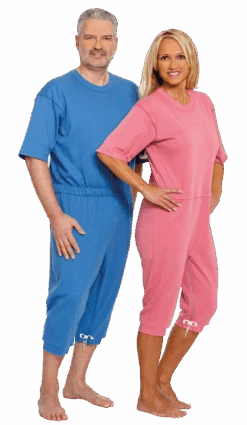 Suprima CareBasic Pflegeoverall, Beere Oder Kornblume, Kurz, Reißverschluss Im Rücken Und Am Bein Mit Sicherung