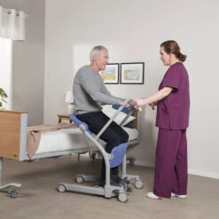 Arjo Sara Stedy Mobiler Aktivlifter, Nicht Elektrisch Betrieben, Für Patienten & Bewohner Körpergröße 149-193cm, Aufstehlift, Toilettenlift, Bett-Rollstuhl-Transfer, Bis 182 Kg 9 Arjo Sara Stedy Mobiler Aktivlifter, Nicht Elektrisch Betrieben, Für Patienten & Bewohner Körpergröße 149-193cm, Aufstehlift, Toilettenlift, Bett-Rollstuhl-Transfer, Bis 182 Kg -Coloplast Verkaufsgeschäft Sara Stedy 02