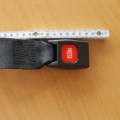 Sicherheitsgurt Sigu 3, Breite 50mm, Länge 165cm Kunststoffschloss Mit Clip (rote Press-Taste), 2-teilig -Coloplast Verkaufsgeschäft Sigu 3 Cliplaenge