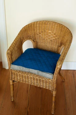 Russka Saugfähige Sitzauflage Mit Oder Ohne Bänder Lässt Nässe Verschwinden