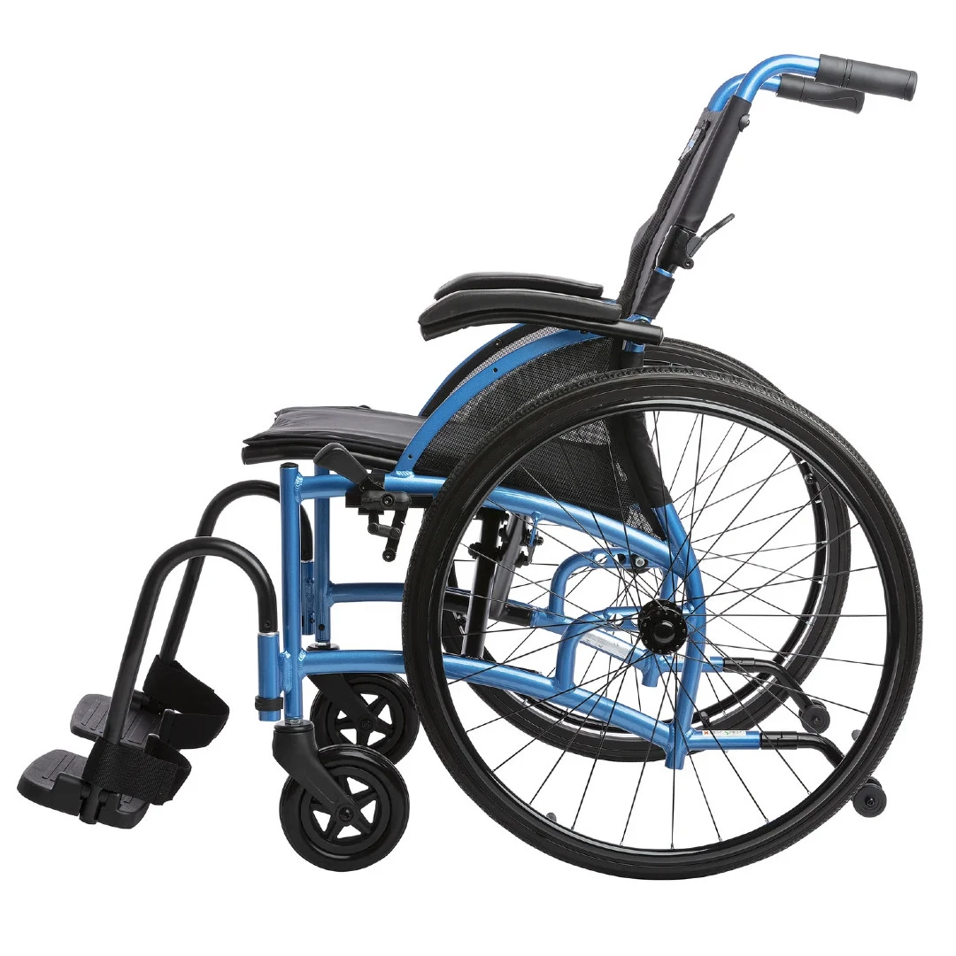 NEU: Strongback Flip Rollstuhl, Mit Klapp-Armlehnen, Ultraleichtgewicht Ab 10,8 Kg, SB 45cm (Medium), Steckachse Mit 24 Zoll Rädern, Inkl. Kippstützen, Bis 135 Kg 3 NEU: Strongback Flip Rollstuhl, Mit Klapp-Armlehnen, Ultraleichtgewicht Ab 10,8 Kg, SB 45cm (Medium), Steckachse Mit 24 Zoll Rädern, Inkl. Kippstützen, Bis 135 Kg