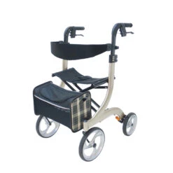 Rollator Drive Nitro, Leichtgewichtsrollator Für Innen Und Draußen, Mit Verschließbarer Gepäcktasche, Große Lenkräder, Mit Stockhalter, Ankipphilfe, Bis 130kg -Coloplast Verkaufsgeschäft nitro 2