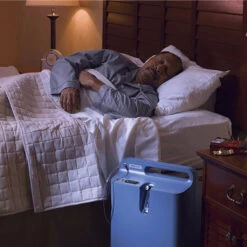 Philips Respironics EverFlo Kit Sauerstoffkonzentrator, Stationäres Sauerstoffgerät, Bis 5 Liter/min., Inkl. O2-Kit Nasenbrille, O2-Maske, Firesafe Und Weiteres Zubehör -Coloplast Verkaufsgeschäft philips oxygen everflo nacht