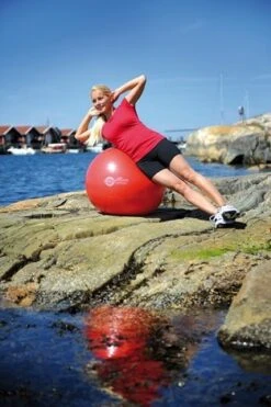 SISSEL Ball 75cm, Rot 11 SISSEL Ball 75cm, Rot -Coloplast Verkaufsgeschäft sisselball 02 1