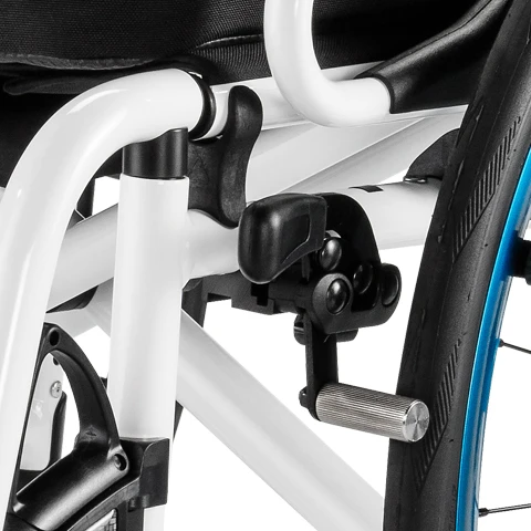 Meyra Aktivrollstuhl Smart S / 2.370 Ihr Individuell Anpassbarer Adaptiv-Rollstuhl Mit Abschwenkbaren Beinstützen 6 Meyra Aktivrollstuhl Smart S / 2.370 Ihr Individuell Anpassbarer Adaptiv-Rollstuhl Mit Abschwenkbaren Beinstützen – Bild 4