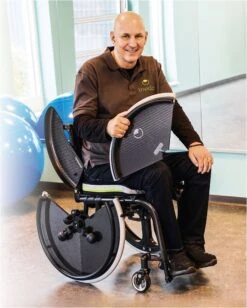 Trivida Carbon CC21, HMV, Teilbares Rollstuhlrad (Satz) Carbonrad Light Mit Triatec Technologie, 3-teilig, Auch Für Nasszelle Geeignet -Coloplast Verkaufsgeschäft trivida carbonrad anwendung